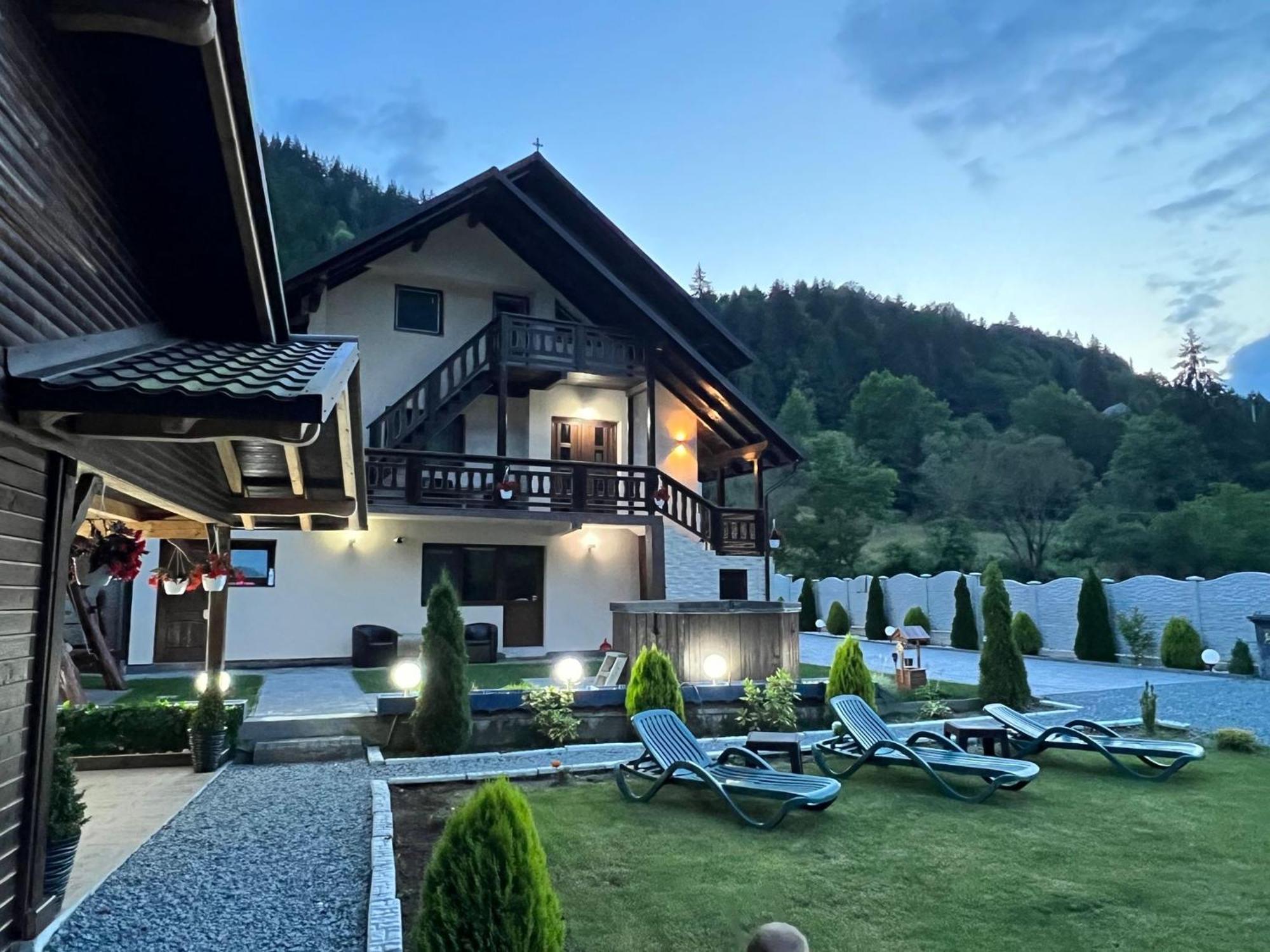 Hotel Casa Cernat à Albac Extérieur photo