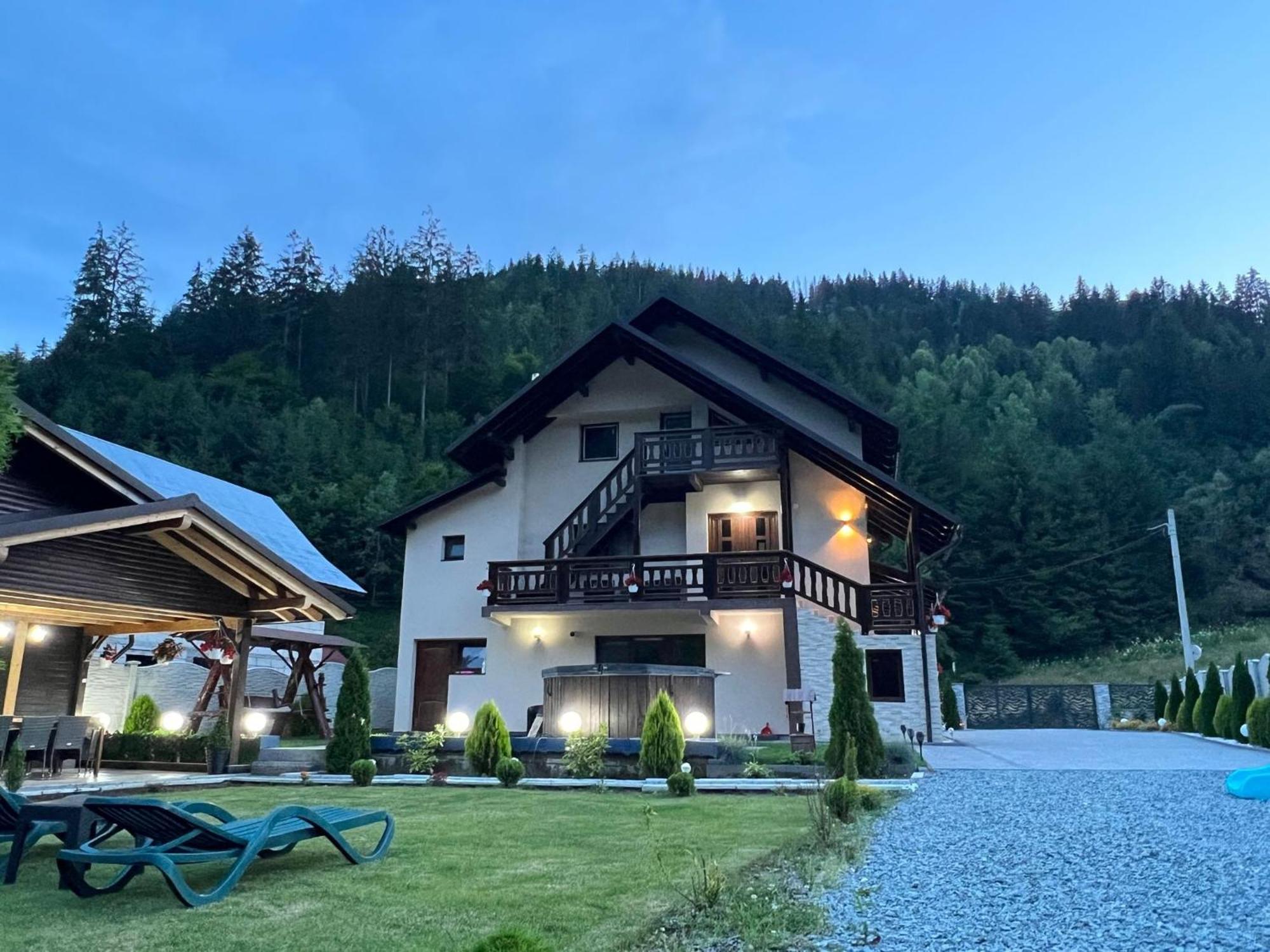 Hotel Casa Cernat à Albac Extérieur photo