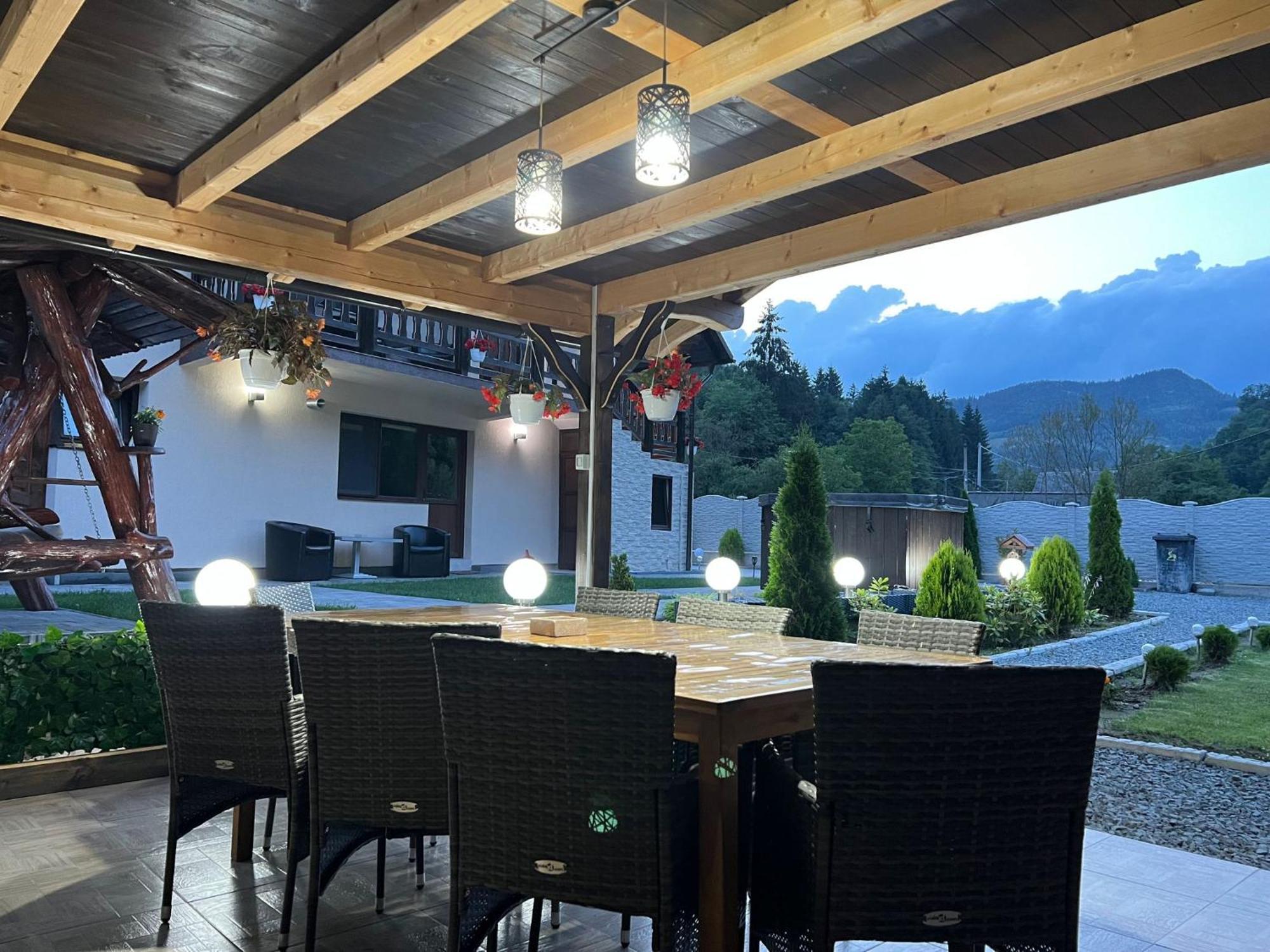 Hotel Casa Cernat à Albac Extérieur photo